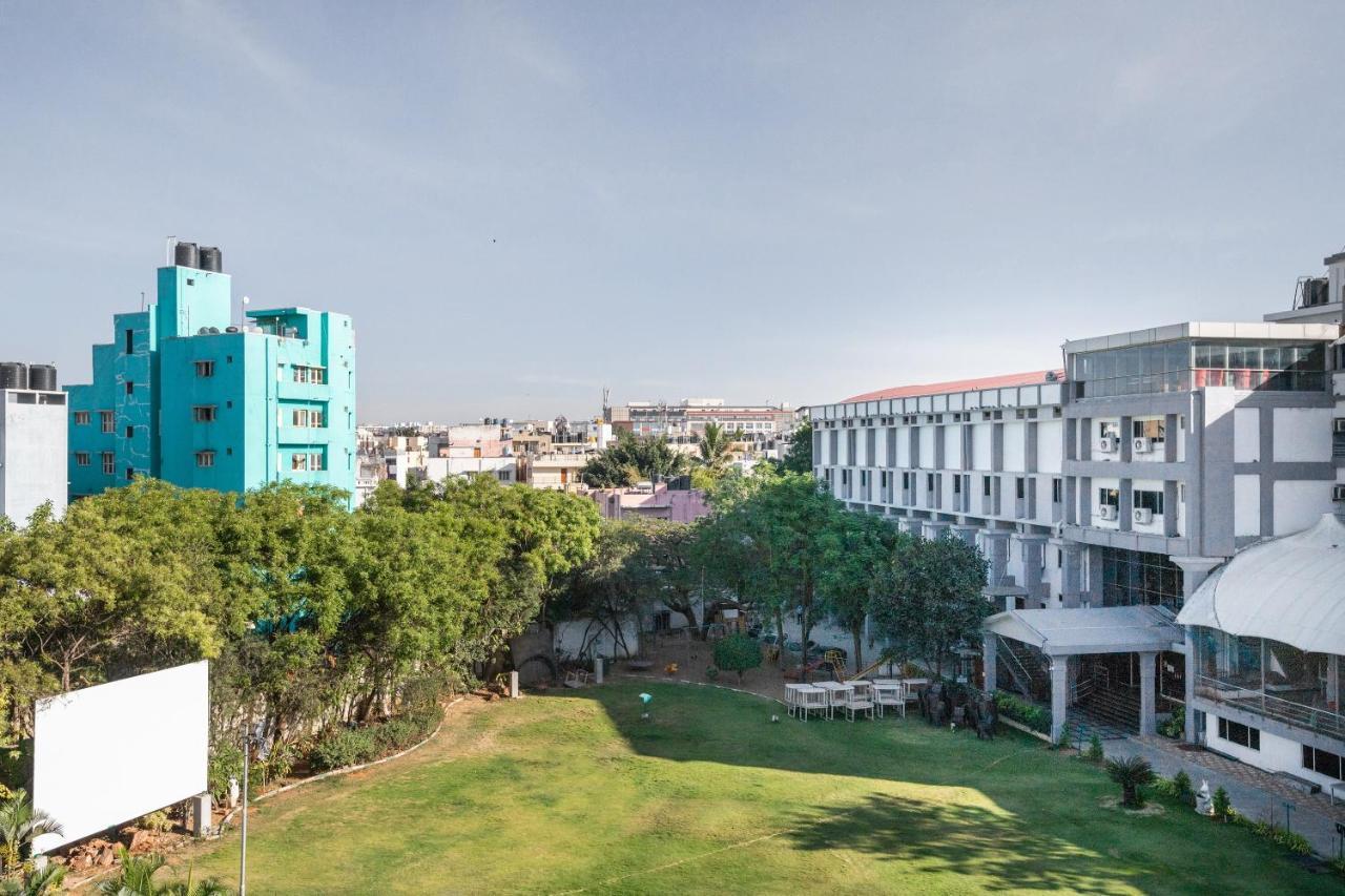 Palette Resorts - Hotel Sanhok Bangalore Luaran gambar